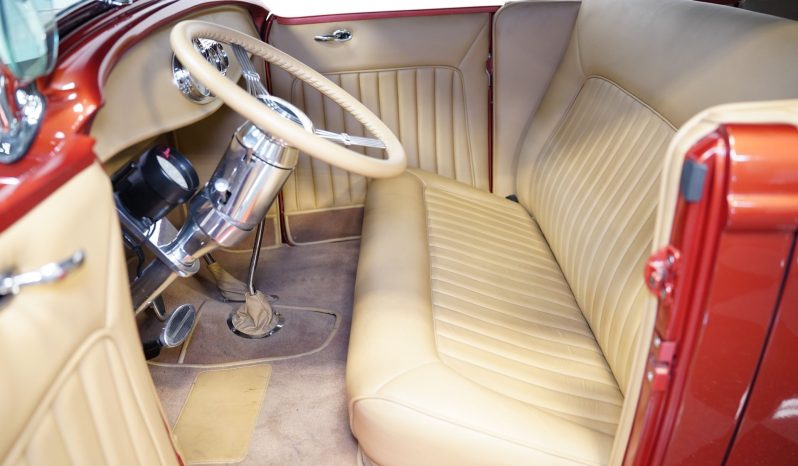 
								1932 Ford Phaeton Hot Rod full									