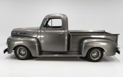 
										1952 Ford F-1 full									