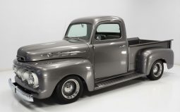 
										1952 Ford F-1 full									