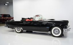 
										1957 Ford Thunderbird full									