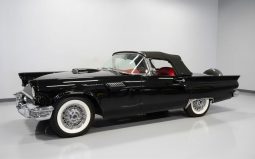
										1957 Ford Thunderbird full									