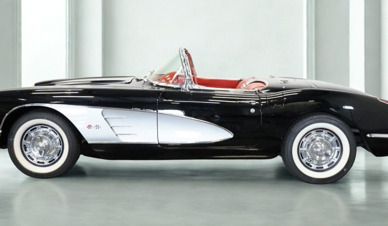 
								1959 Chevrolet Corvette full									