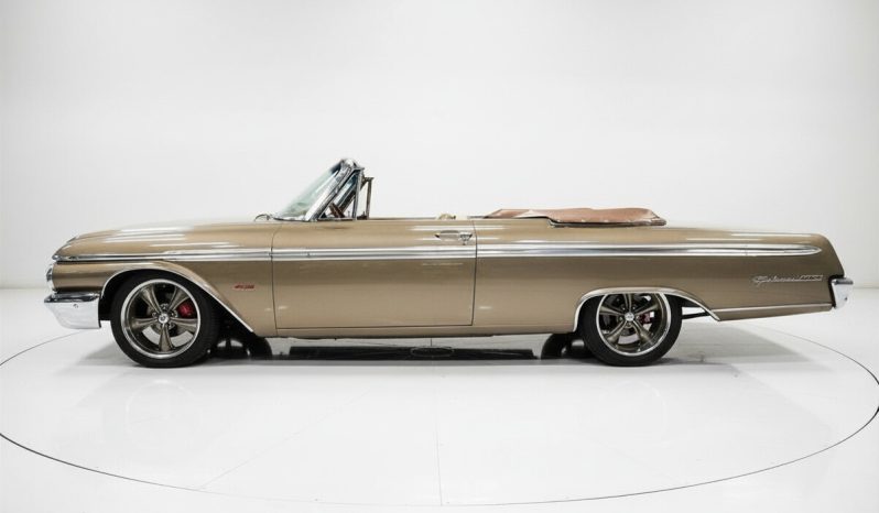 
								1962 Ford Galaxie 500XL full									