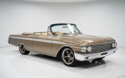
										1962 Ford Galaxie 500XL full									