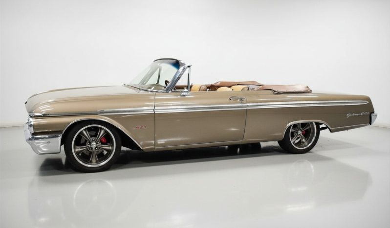
								1962 Ford Galaxie 500XL full									