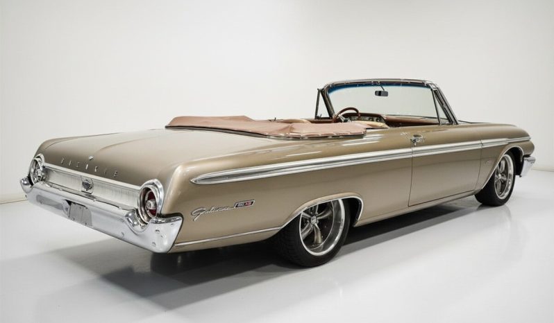 
								1962 Ford Galaxie 500XL full									