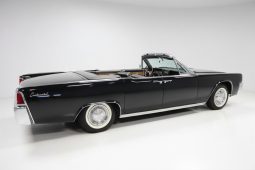 
										1962 Lincoln Continental Convertible full									