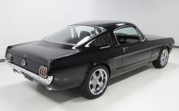 
										1965 Ford Mustang full									