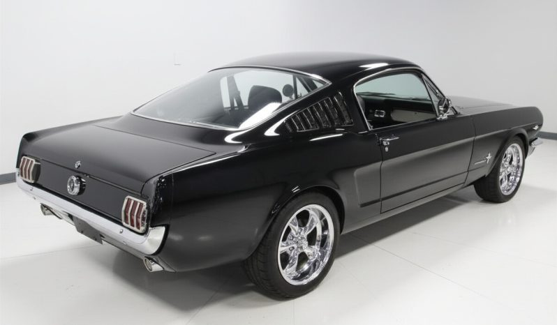 
								1965 Ford Mustang full									