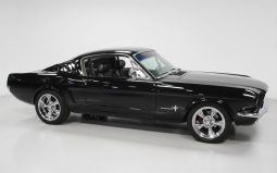 
										1965 Ford Mustang full									