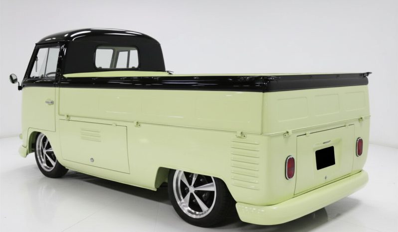 
								1965 Volkswagen Type 2 full									