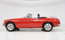 
										1967 MG MGB full									