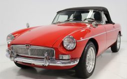 
										1967 MG MGB full									