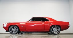 
										1969 Chevrolet Camaro RS/SS full									