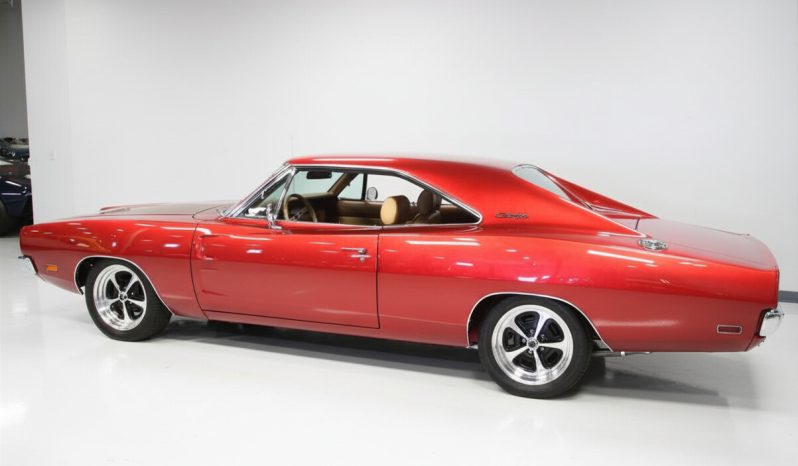 
								1969 Dodge Charger full									