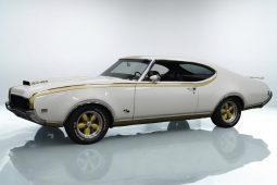 
										1969 Oldsmobile Cutlass full									