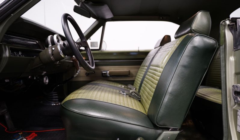 
								1969 Plymouth Road Runner full									