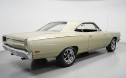 
										1969 Plymouth Road Runner full									