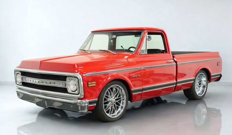 
								1970 Chevrolet C10 full									