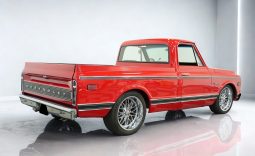 
										1970 Chevrolet C10 full									