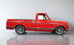
										1970 Chevrolet C10 full									