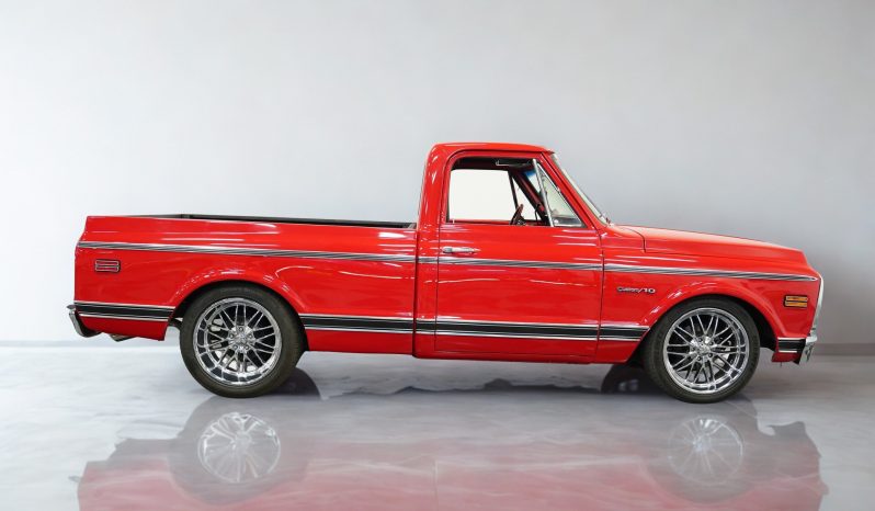 
								1970 Chevrolet C10 full									