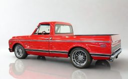 
										1970 Chevrolet C10 full									