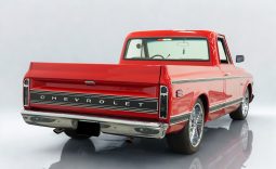 
										1970 Chevrolet C10 full									