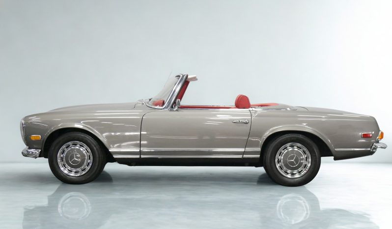 
								1970 Mercedes-Benz 280SL full									