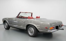 
										1970 Mercedes-Benz 280SL full									