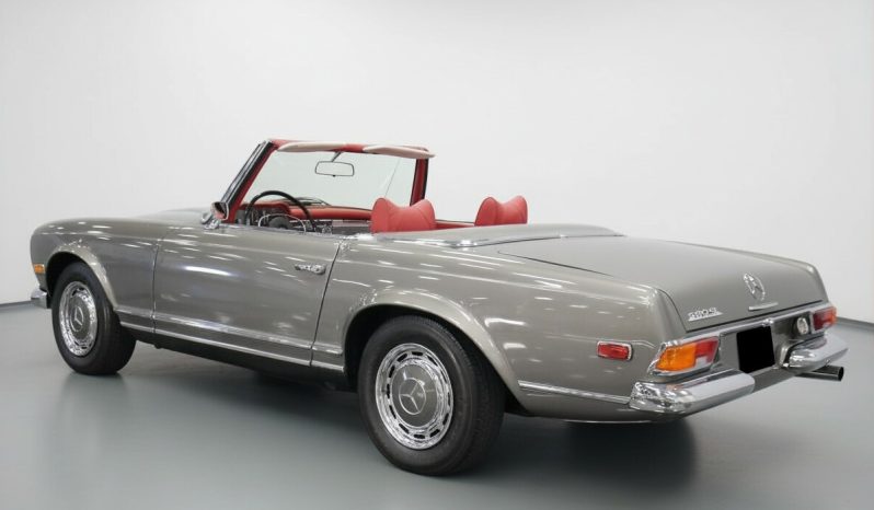 
								1970 Mercedes-Benz 280SL full									