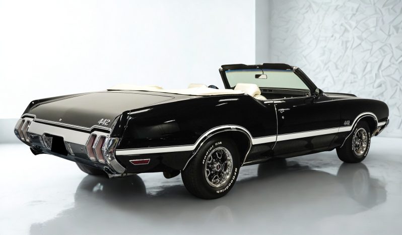 
								1970 Oldsmobile 442 full									