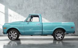 
										1972 Chevrolet C20 full									