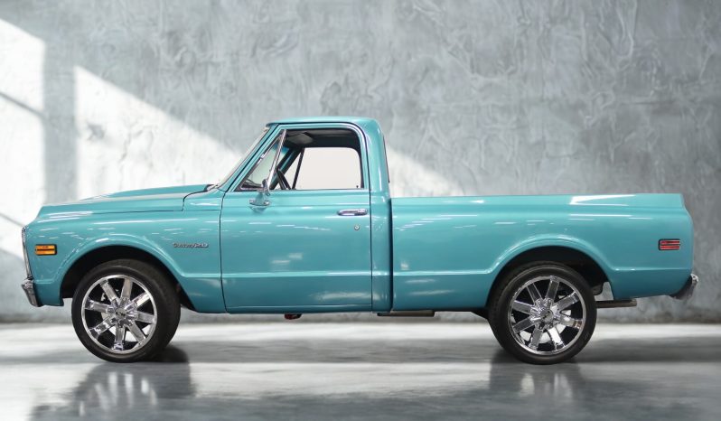 
								1972 Chevrolet C20 full									