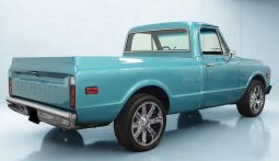 
										1972 Chevrolet C20 full									