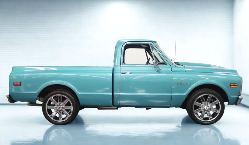 
								1972 Chevrolet C20 full									