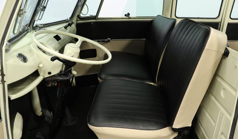 
								1975 Volkswagen Type 2 full									