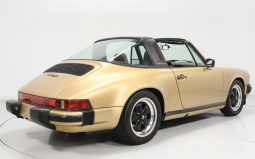 
										1980 Porsche 911 SC Targa full									