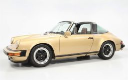 
										1980 Porsche 911 SC Targa full									