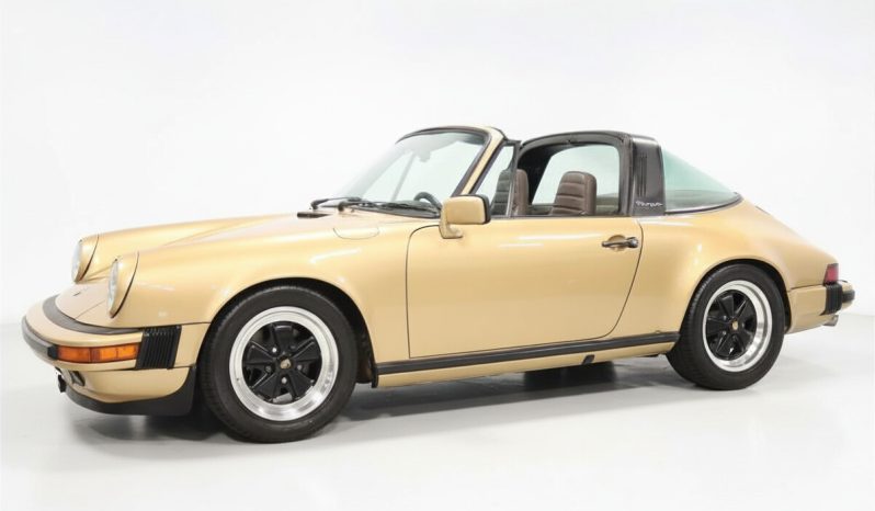 
								1980 Porsche 911 SC Targa full									
