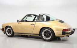 
										1980 Porsche 911 SC Targa full									