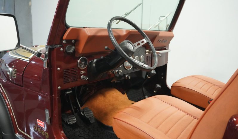 
								1984 Jeep CJ7 Golden Eagle full									